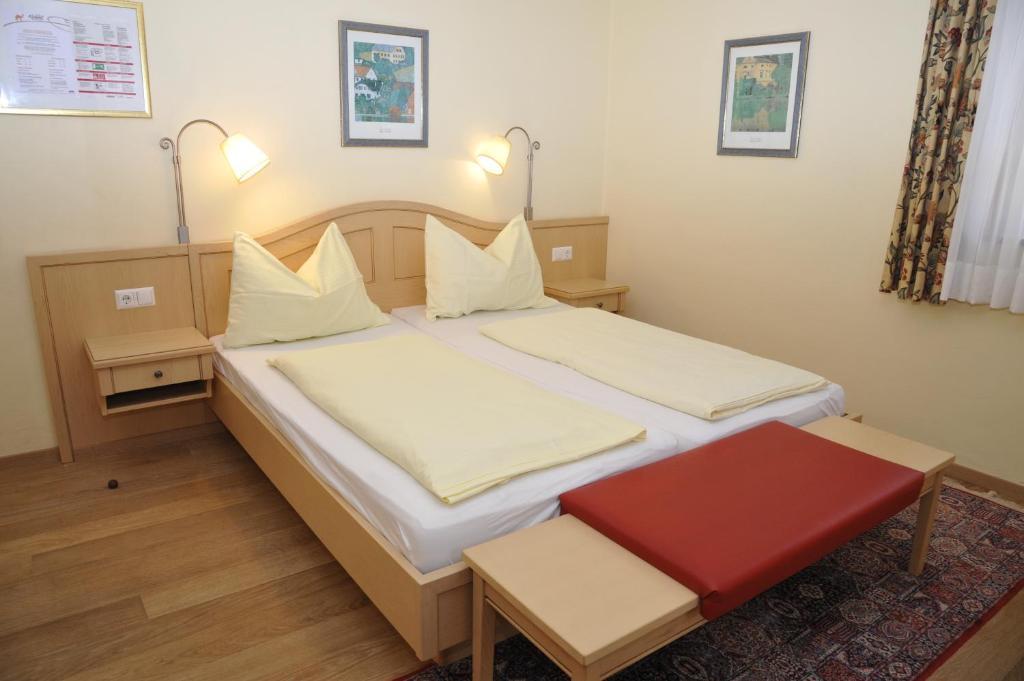 Hotel Gasthof Kamml Wals-Siezenheim Стая снимка