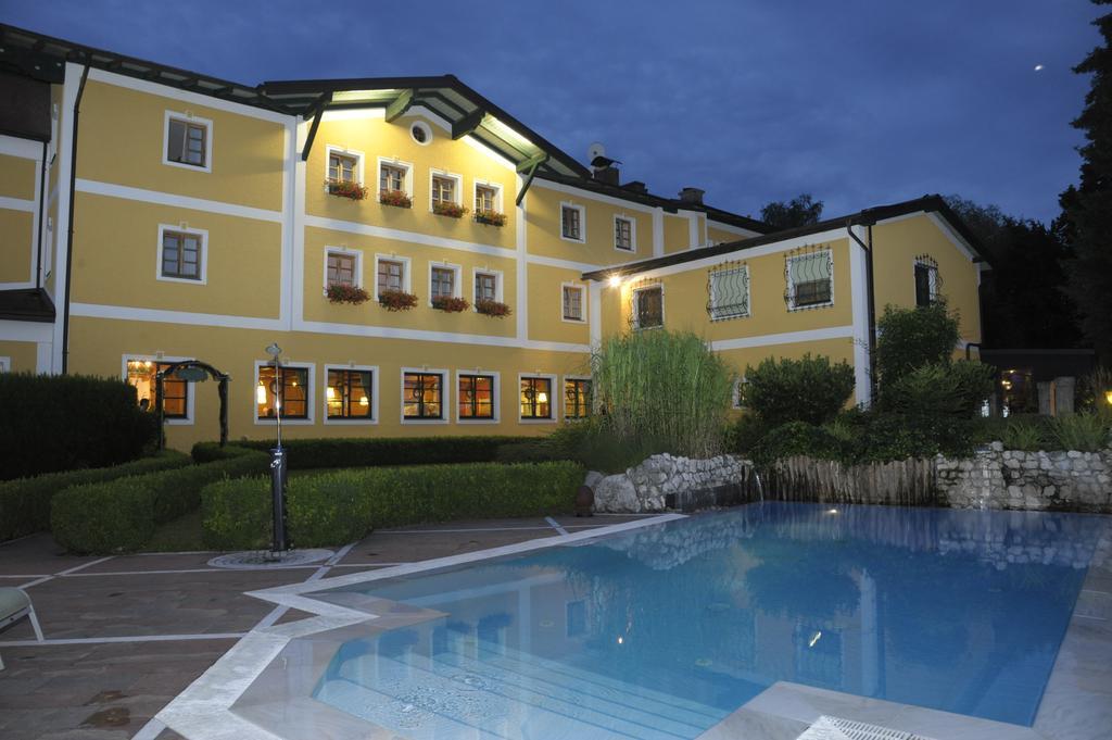 Hotel Gasthof Kamml Wals-Siezenheim Екстериор снимка